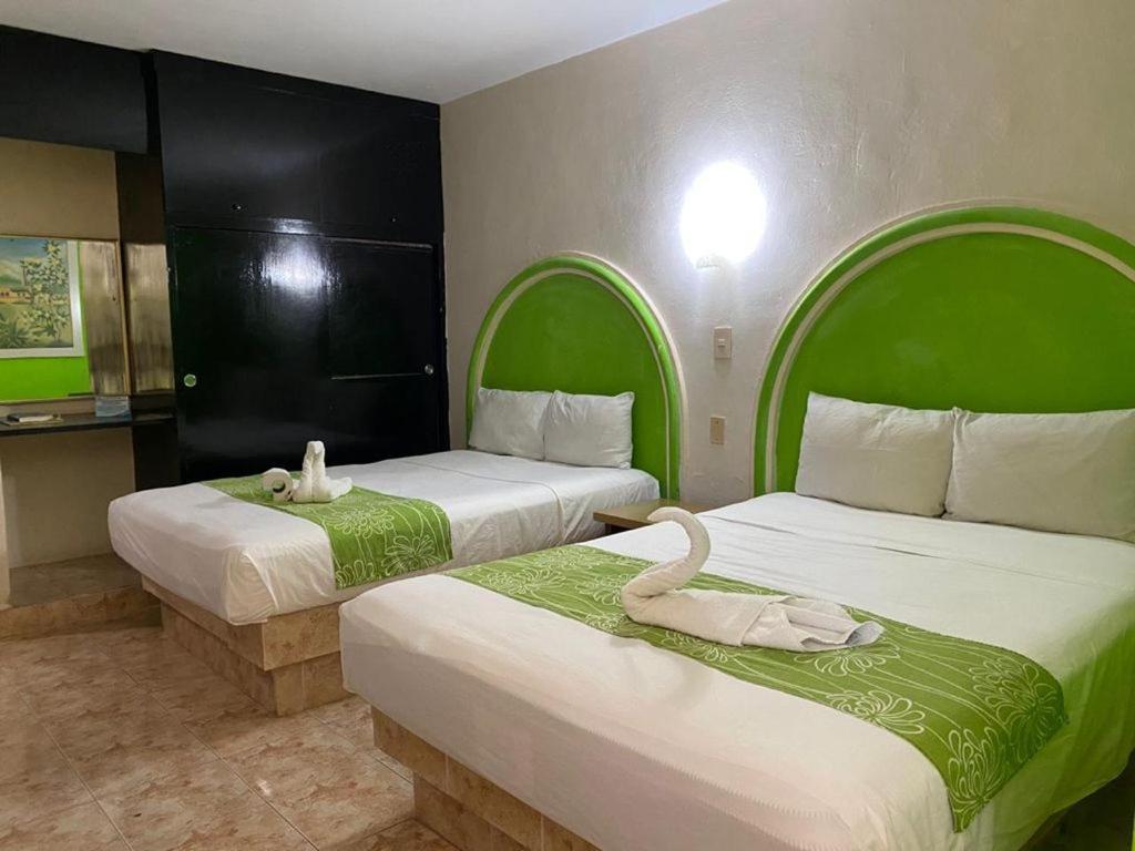 Hc International By R&T Hotel Канкун Екстериор снимка