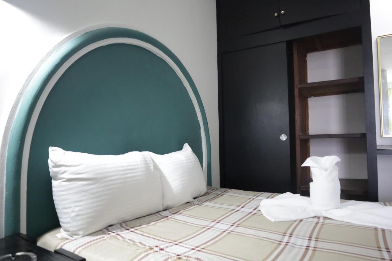 Hc International By R&T Hotel Канкун Екстериор снимка